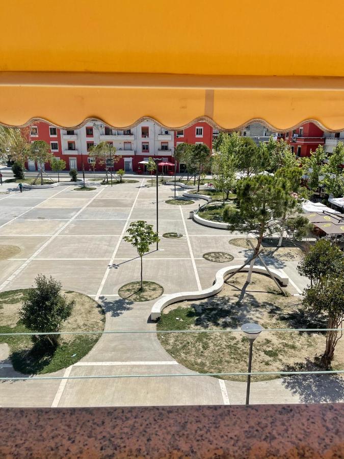 Sunkissed Centre Apartment Vlorë Exterior foto